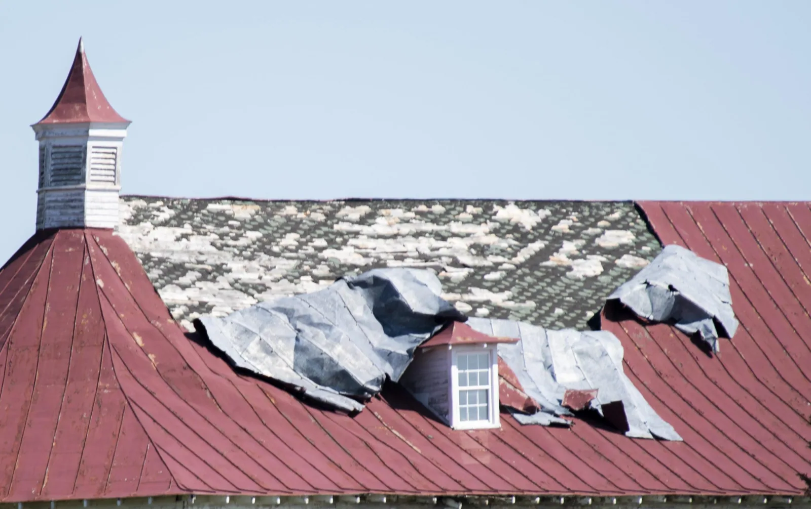 Commercial Roof Snow and Ice Damage Repair in Sterling Heights, MI