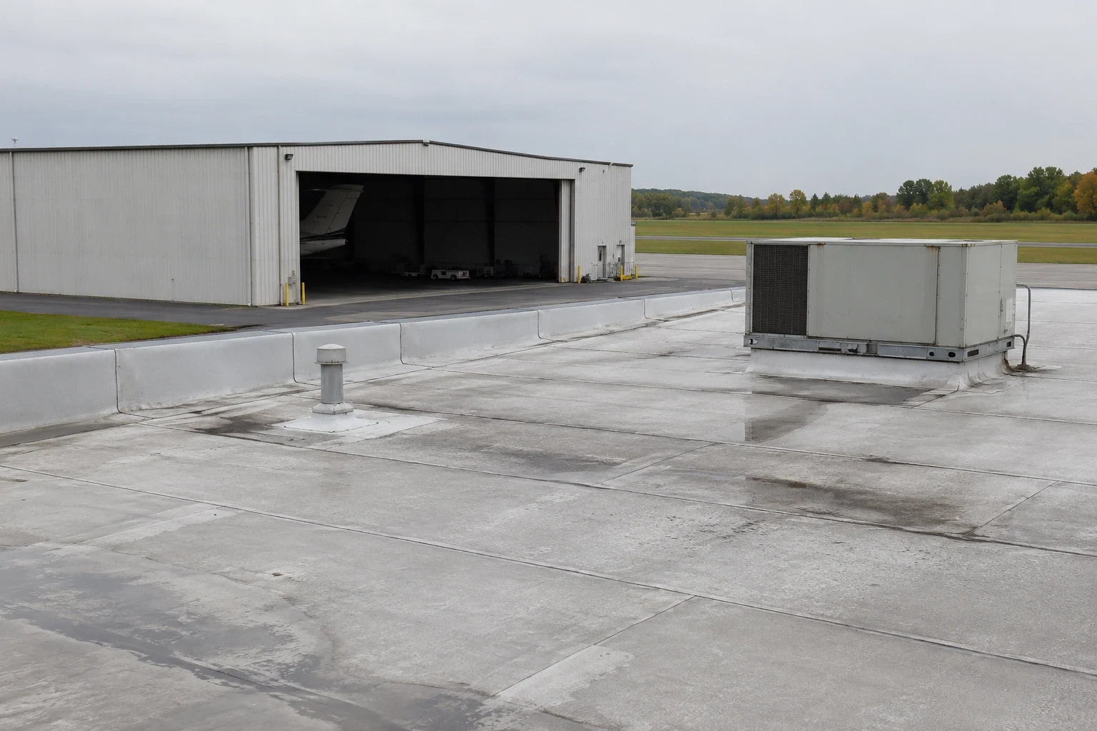 Aircraft Hangar Roofing in Sterling Heights, MI