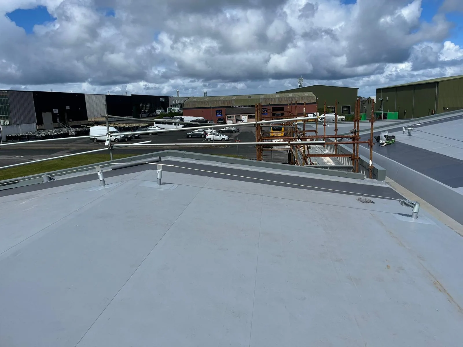KEE Commercial Roofing in Sterling Heights, MI