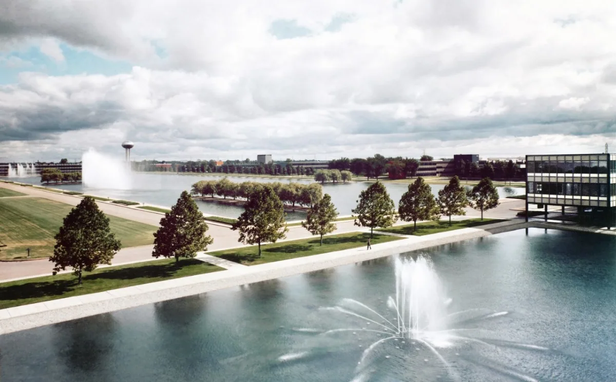 Lakeside City Center in Sterling Heights, MI