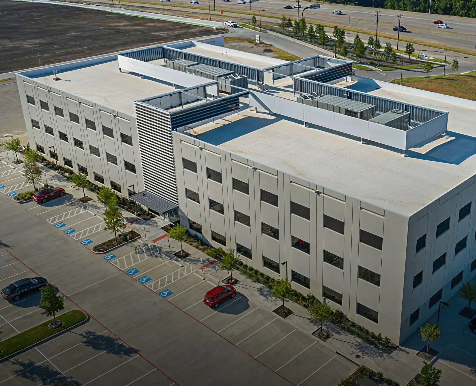 Commercial Roof Coating in Sterling Heights, MI