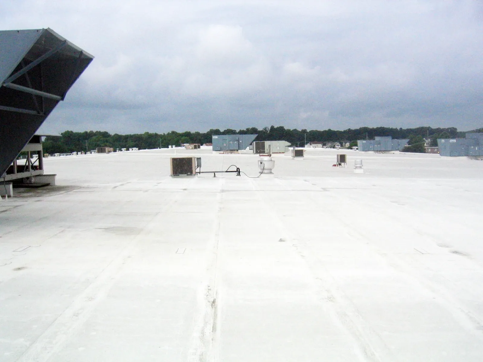 Commercial Roof Coating in Sterling Heights, MI
