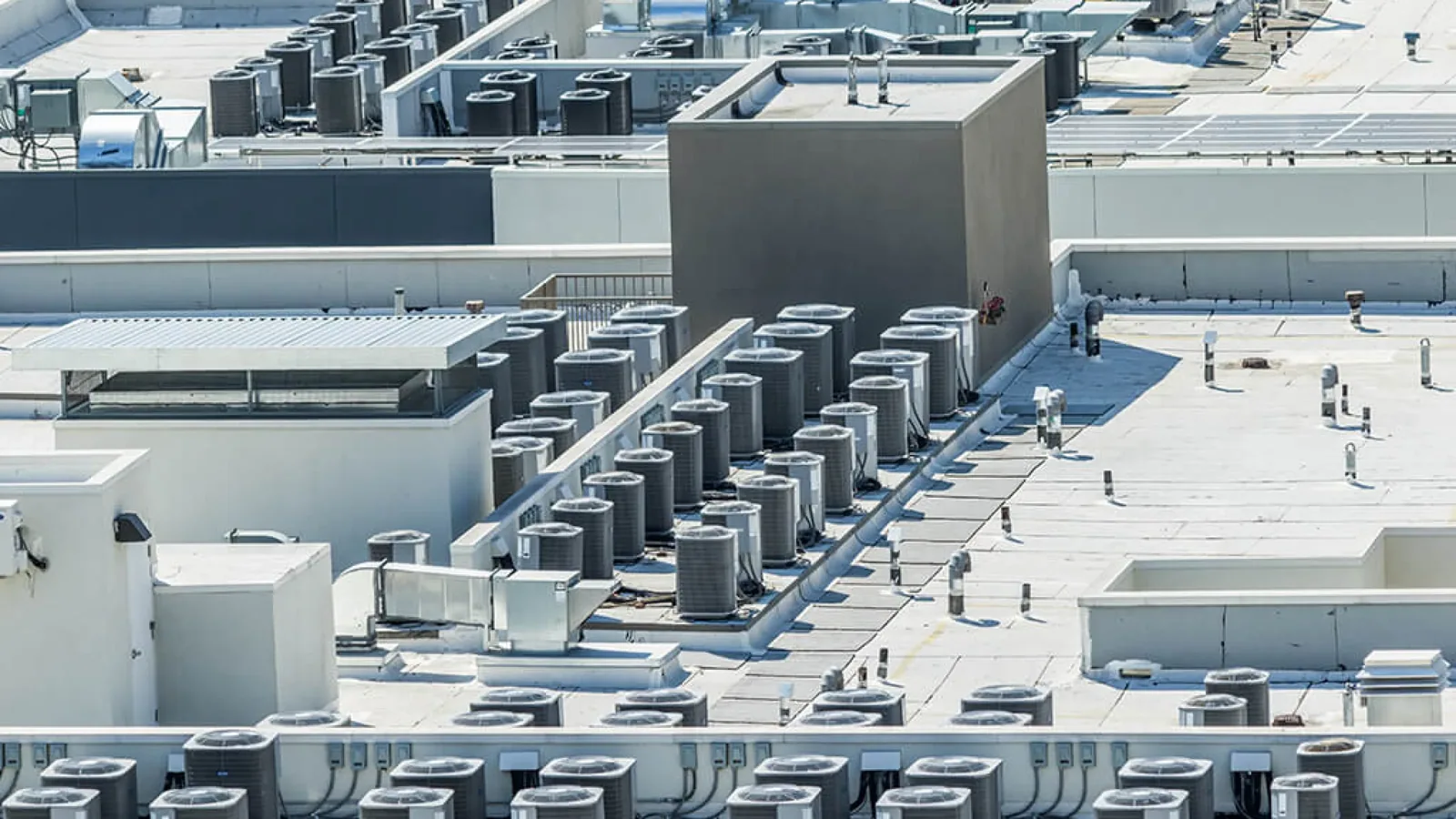Commercial Roof Leak Repair in Sterling Heights, MI